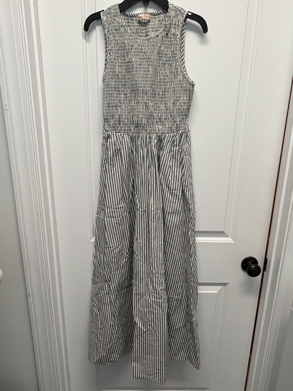 Marine Layer Darcy Poplin Maxi Dress - Picture 8 of 9